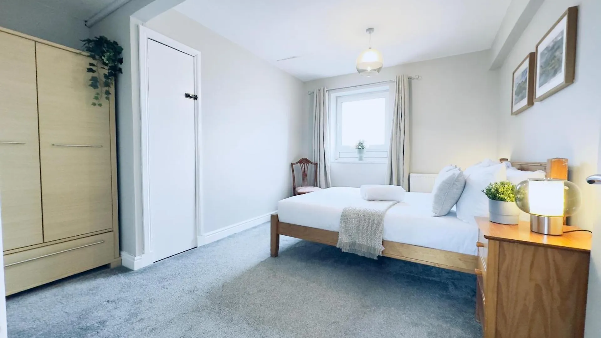 Top Floor Apartment With Castle Views 英国