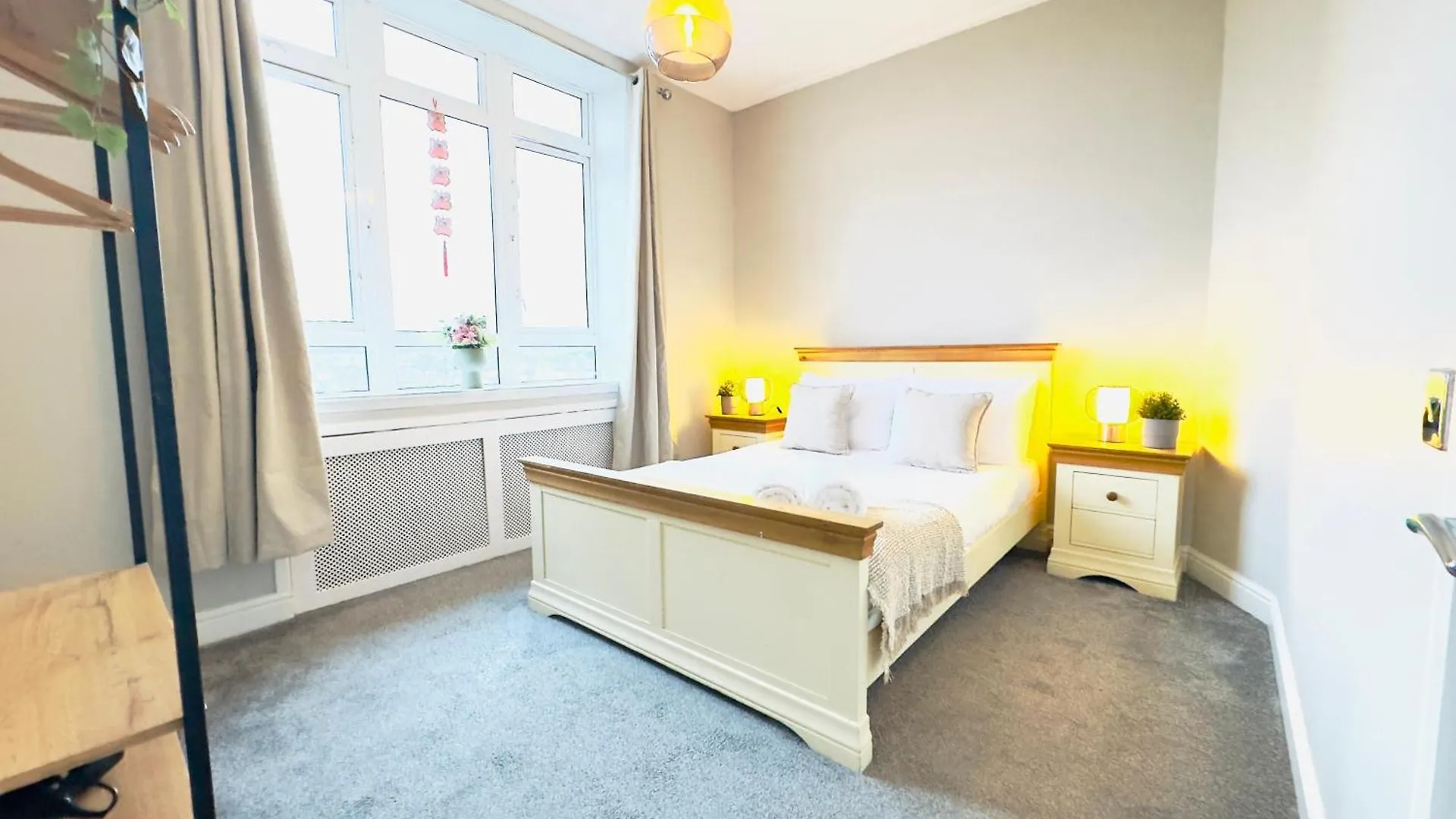 Top Floor Apartment With Castle Views 英国